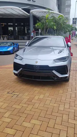 #datguysko10 #organisedchaos #lamborghini #ferrari #porsche #mclaren #mustang #aventador #458 #296 #porscheclub #umhlanga #cartok 