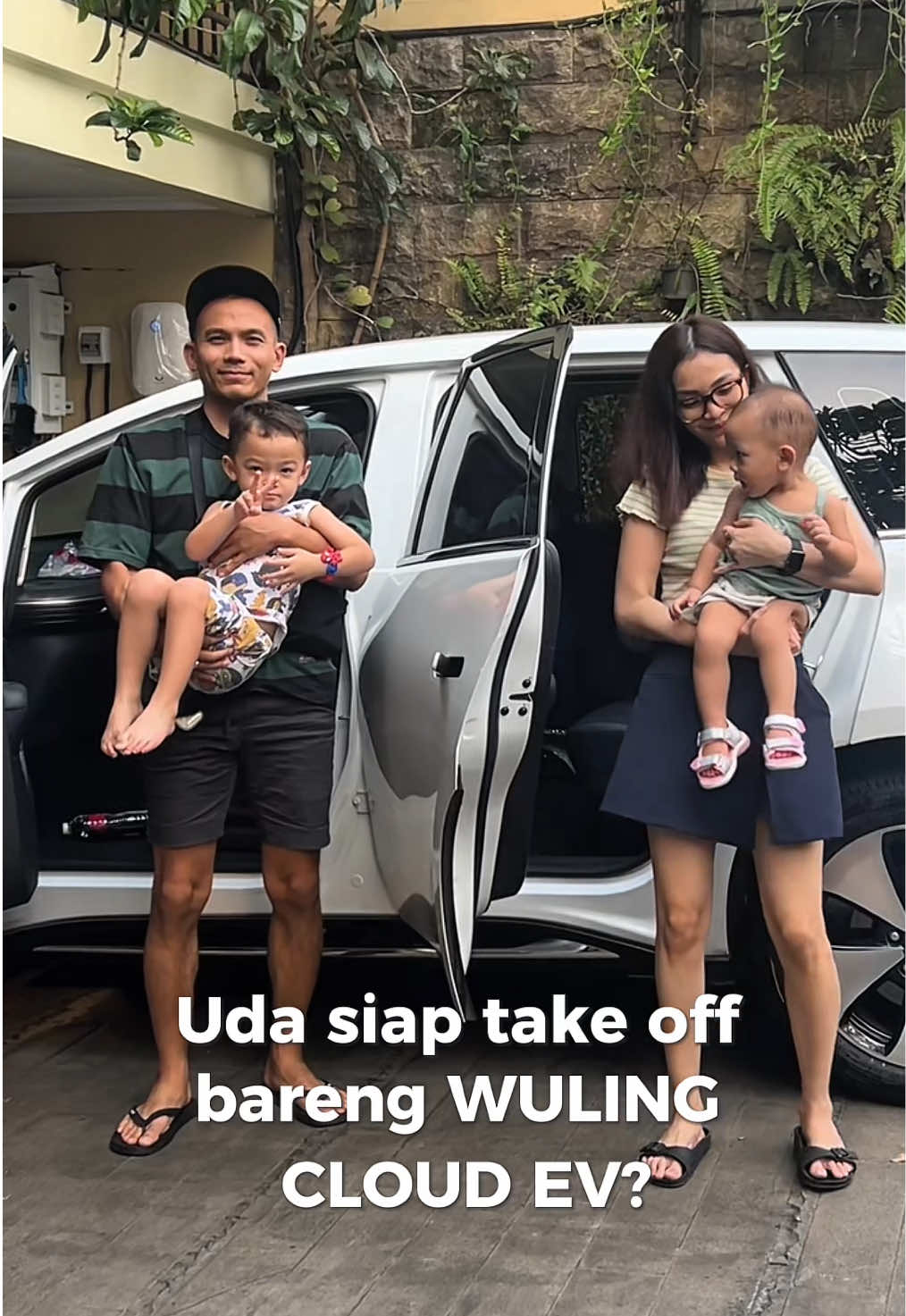 Mobil Cloud EV andalan gue ni men? So, udah siap belum take off bersama Wuling Cloud EV bareng gue???? @Wuling Motors ID #WulingMotors #DriveForABetterLife #WulingDiBangunDiindonesia #CloudEV info lebih lanjut kunjungi wuling.id