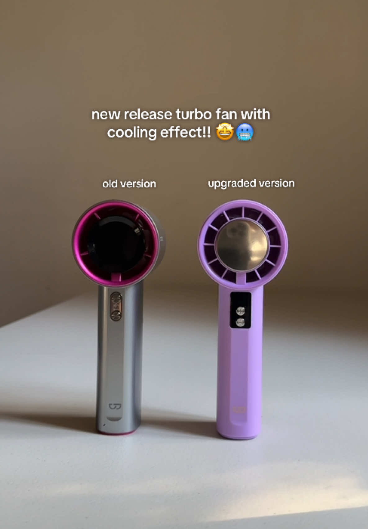 Replying to @Jefieee🍉 new release turbo fan!! goojodoq turbo fan with cooling effect 🤩🥶 a must have this summer 🌞🙌 #turbofan #coolingfan #minifan #handheldfan #coolingeffect #summeressentials #portablefan 