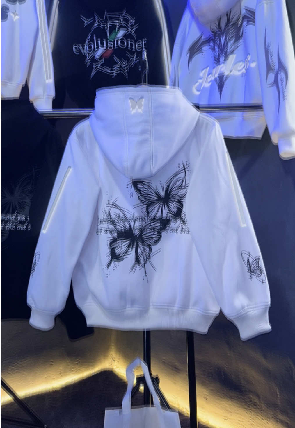 butterfly era🦋. #fyp #igayakuustore #hoodienyala #hoodiebutterfly #butterfly #butterflyera 