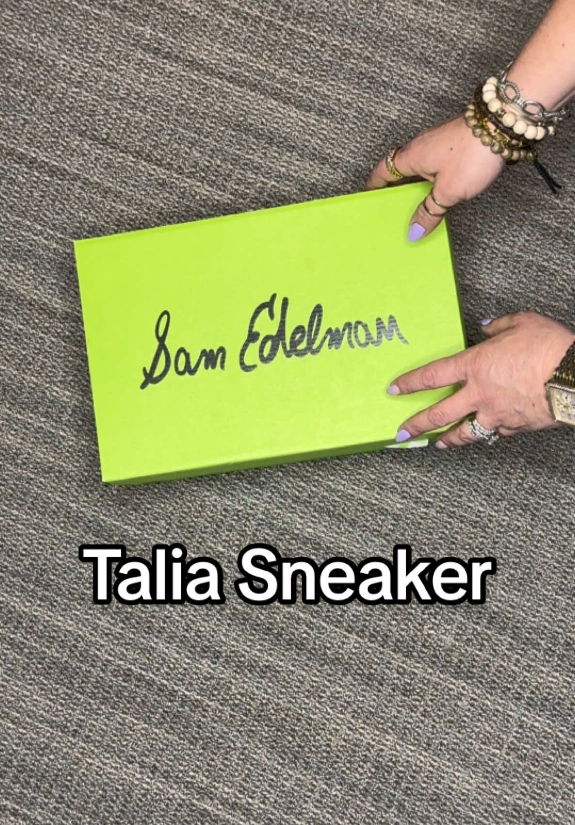 Unboxing sleek style: adjustable straps, streamlined low-top, everyday comfort in my new Sam Edelman Velcro sneakers. Other color options available!!  #Nordstrom #NordstromStylist #SamEdelman #Velcro #SneakerUnboxing #LowTopVibes #Comfort 
