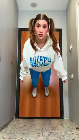 omg 😱and can you walk on the wall? #virall #magic #magictrick #short #fyp 