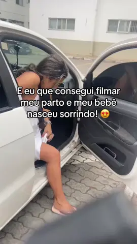 Meu bebê nasceu sorrindo 😃♥️ Vai falar que não parecia um parto 😆😂 #maternidade  #meme #memestiktok #brincadeira #parto #vaiprofy 