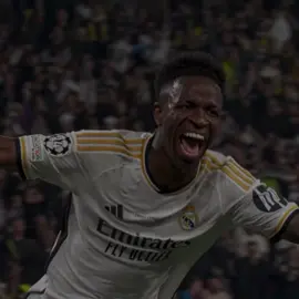 🪄. #vinicius #vinijr #realmadridfc #footballedits #fyp #blowthisupforme #viralvideos #viral_video #fyppp #fyp #footballvideo #edit #footballedit #sounds #sound #footballskills #footballl #dark #trendingvideo #relatable #mbappe #manutd #mancity 
