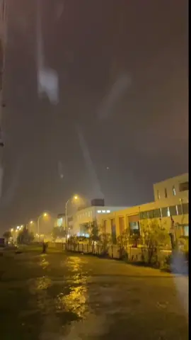 خـَليك معايه♥️♥️♥️♥️♥️♥️#بسمايه #مطر 