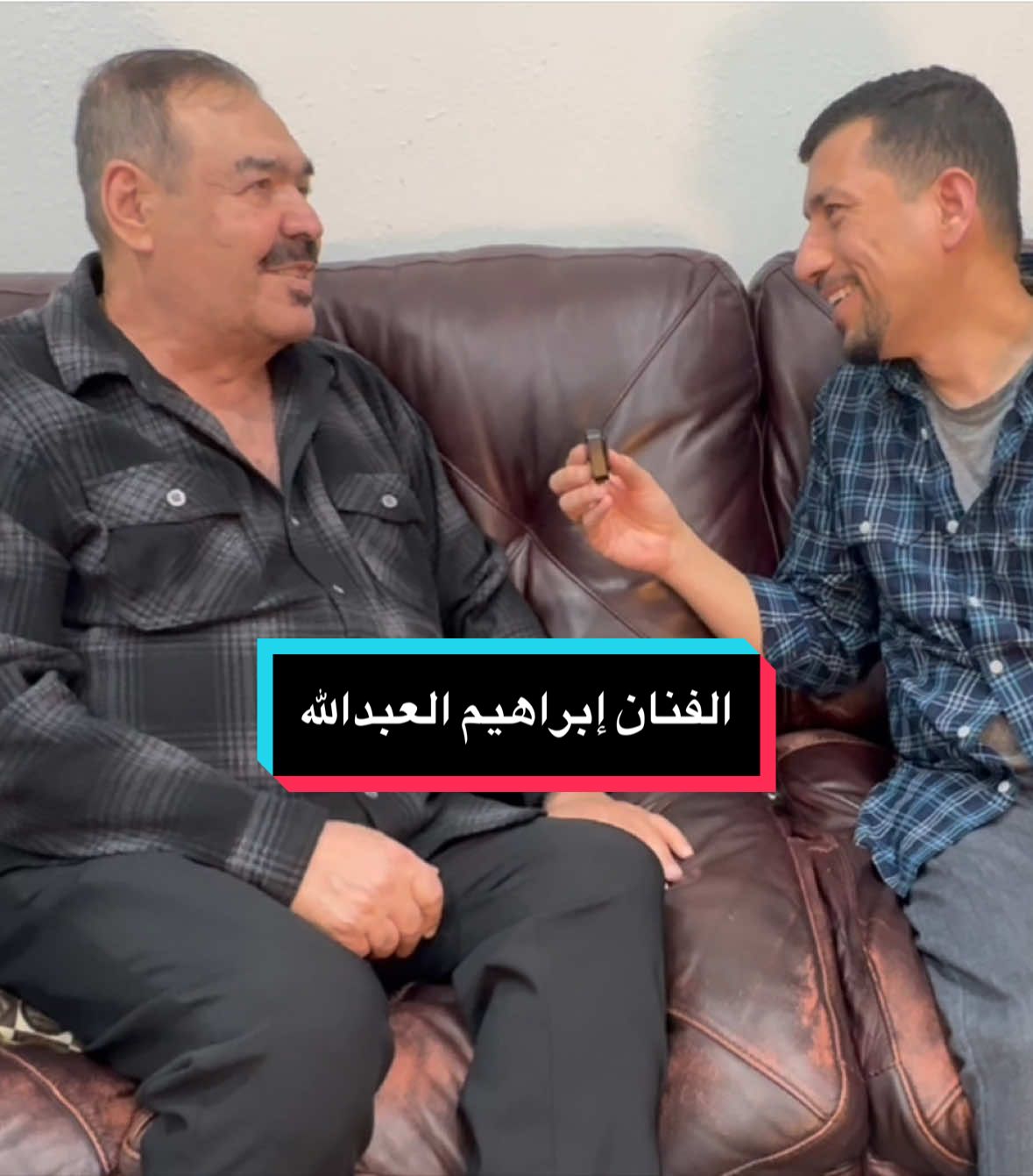 من أغانيه گوم درجني وهلا يالسارحة وعاين يالأسمر عاين وقائمة طويلة من الأغاني الجميلة. الفنان إبراهيم العبدالله الذي غادر العراق منذ العام ١٩٩٧ باحثاً عن الأمان إستقر به الحال في مدينة سندياغو ولاية كاليفورنيا.في هذا اللقاء اسلط الضوء على هذا الفنان الجميل وحديث شيق معه عن أغانيه وألحانه وذكرياته الفنية.#العراق #كندا #العراق #امريكا #المتابعين #الجميع #اكسبلور #ترند #بغداد #everybodyin #بصرة 