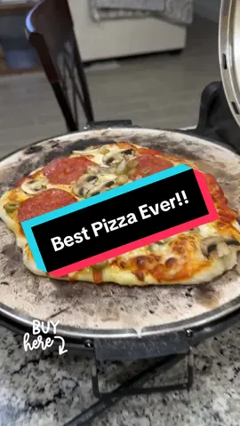 Best pizza ever!! #pizzanight #pizzanightathome #quickdinners #homemadepizza #cheapmeals 