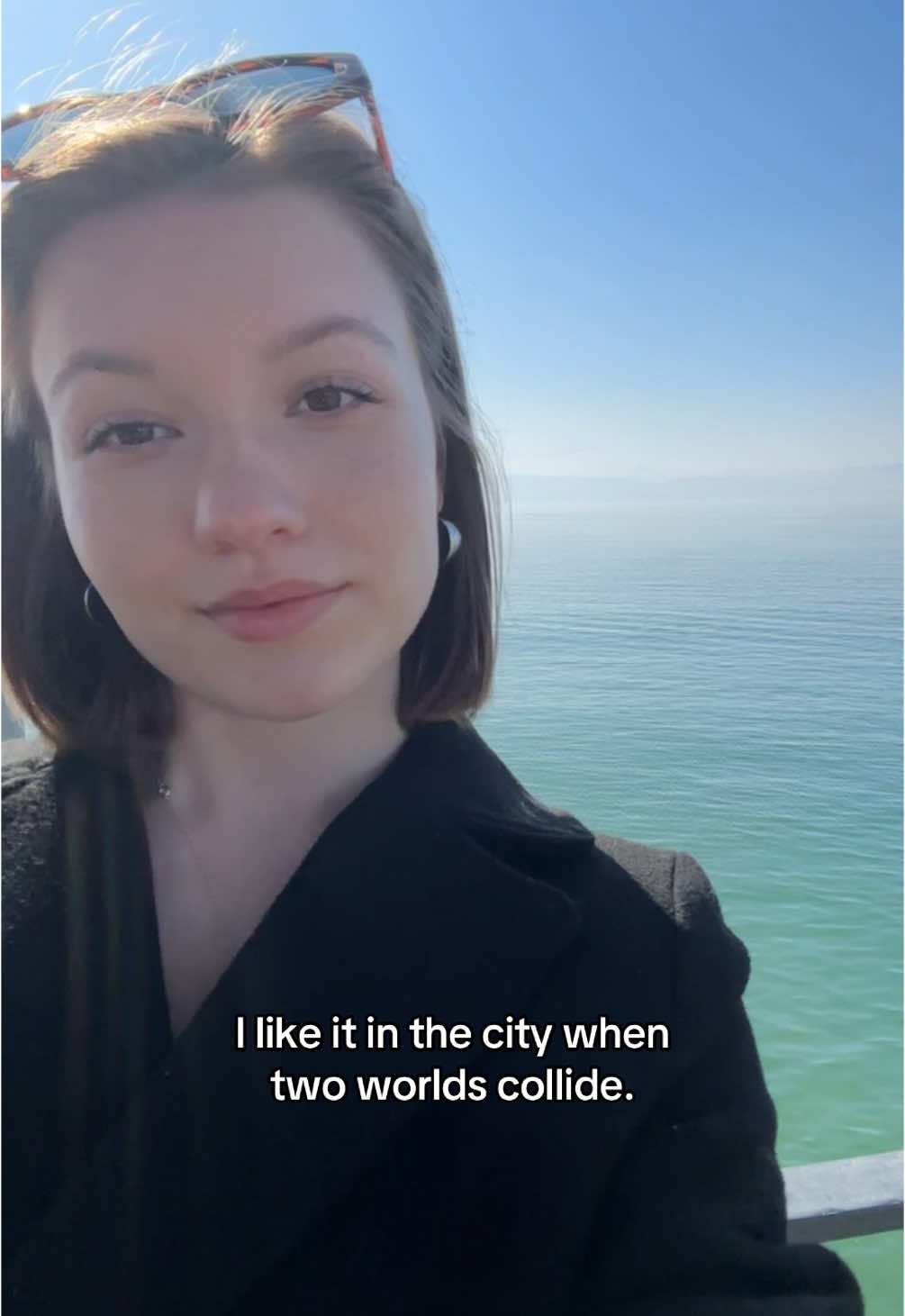 >>>