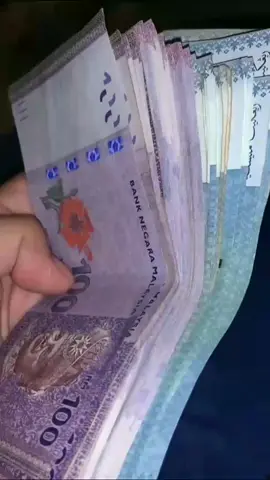 Mana BOS RINGGIT😎 #ringgitmalaysia🇲🇾 #c #indramayupride🏴‍☠️ #malaysia @naa 𐙚 #vyp 😱
