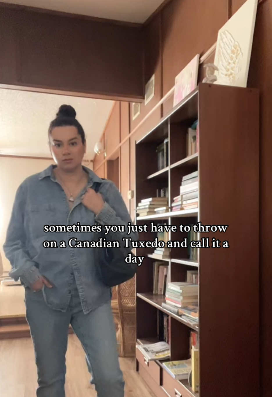 A Canadian tuxedo comes in clutch every time lol but what we call this outfit in our house is “my dad outfit” since this is how my dad dresses lol #OOTD #grwm #pinterest #fashion #momtok #MomsofTikTok #momlife 