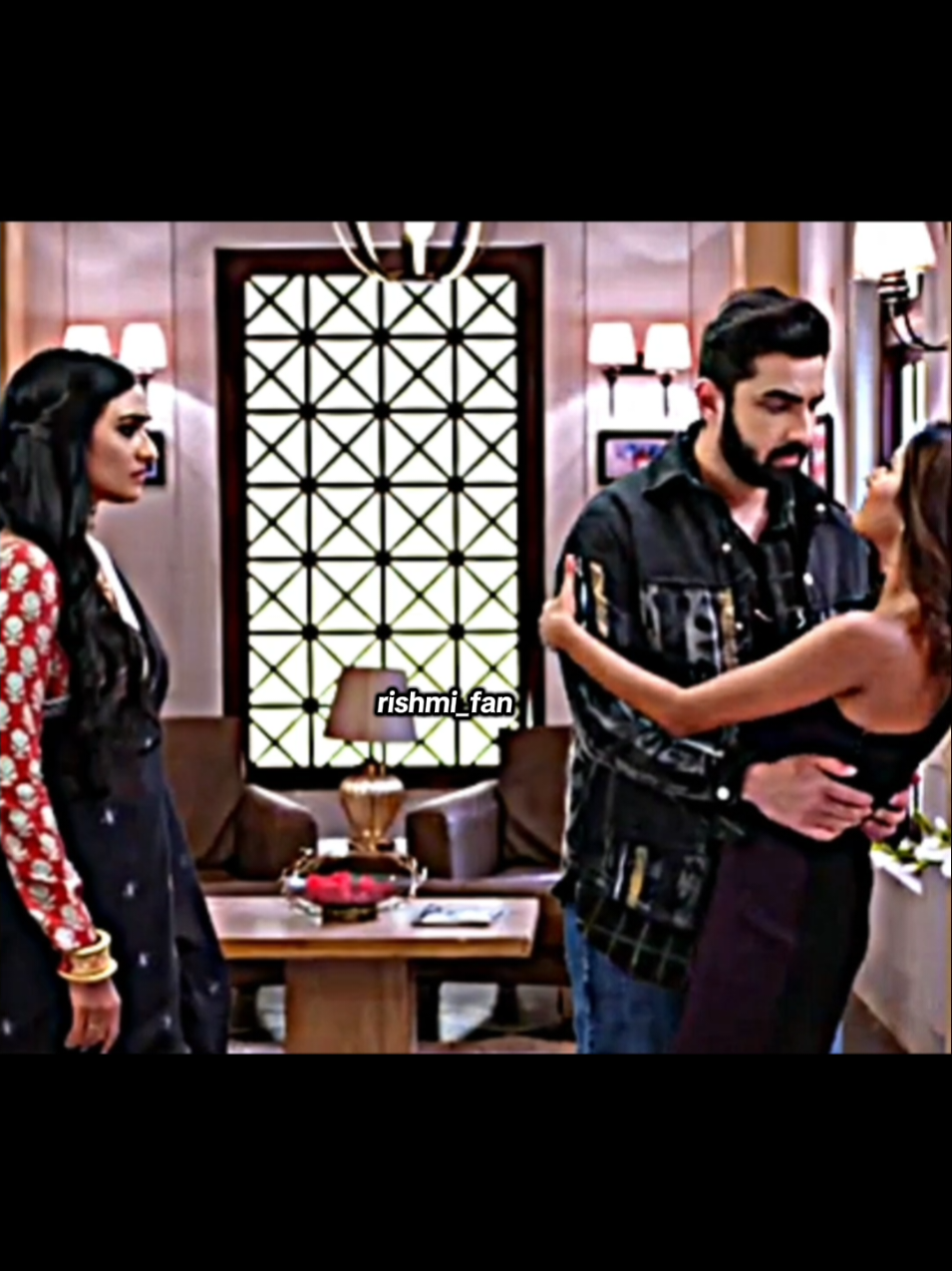 malishka için deymezdi💔😭#rishmi #malishka #rishi #lakshmi  #bhagyalakshmi #seniseverken #kanal7hintdizileri #kesfet #kesfetedüşsün #kesfetalbeni #kesfetteyiz #😭 