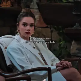 I looove her style💅🏻 #hudutsuzsevda #hudutsuzsevdadizi #hudutsuzsevdaedit #zeynepleto #zeynepkarasu #miraydaner #denmir #turkishseries #turkishdizi #turkishdrama #fy #fyp #foryoupage #foryou #halzey #outfit #styleinspo  