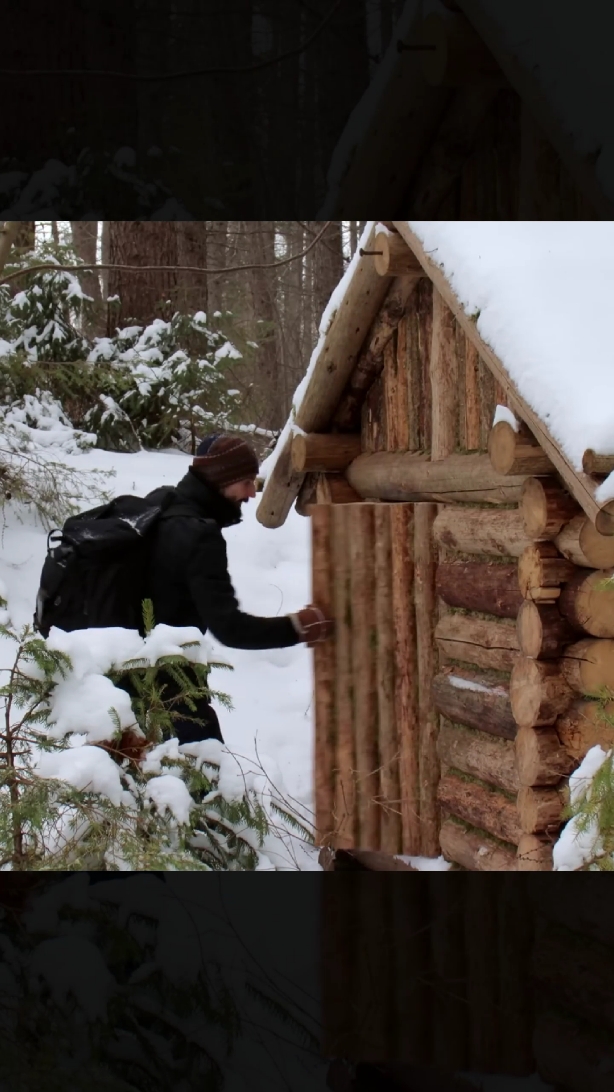 Bushcraft Cabin in the Woods - Crafting Bird Feeders #bushcrafting #wintersurvival #snowsurvival #bushcraftshelter #bushcraftsurvival #shelterlife #outdoorlife #survive 
