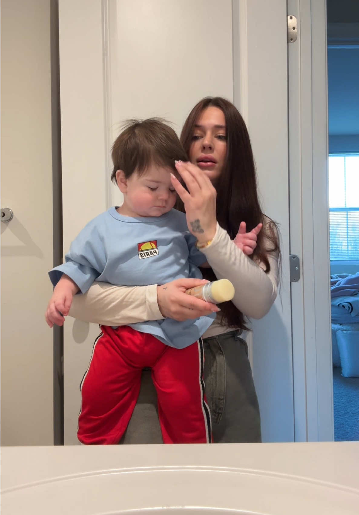 how is my 9 month old TALKING already?!!!! 😭😭😭 #MomsofTikTok #morningvlog #brotherandsister #unfilteredmotherhood #realisticmomlife #diml #under30 #youngmom #school #foryoupage #momof2 #Vlog 