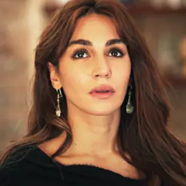 My nare 💔#uzakşehir #uzakşehiredit #narealbora #uzakşehirnare #cihanalbora #sinemünsal #sahraşaş #foryou #foryoupage #explore #explorepage #ae 