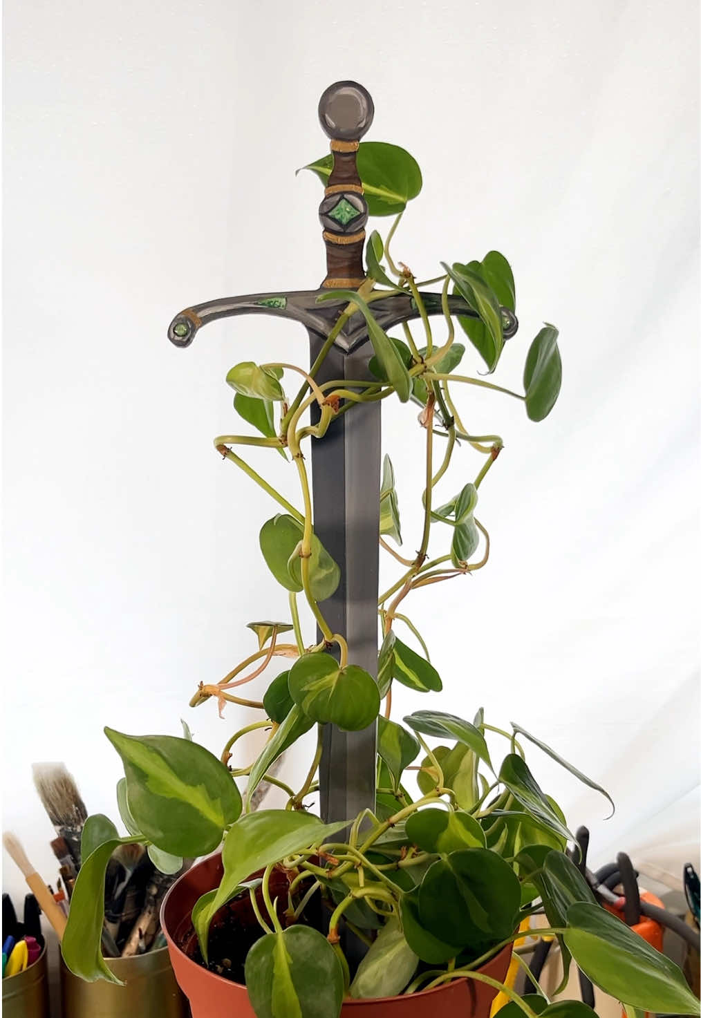 This has been on my to do list for so long and I’m so glad I finally made it- even if it isn’t perfect! #medieval #sword #plants 