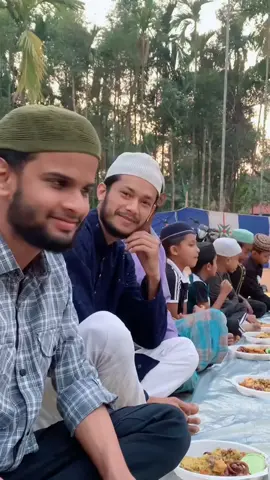 একসাথে ইফতার🥰 #reels #viral #trending #mr_mizan5 #fypviral #dedicated #songs #rider #travelling #miz 
