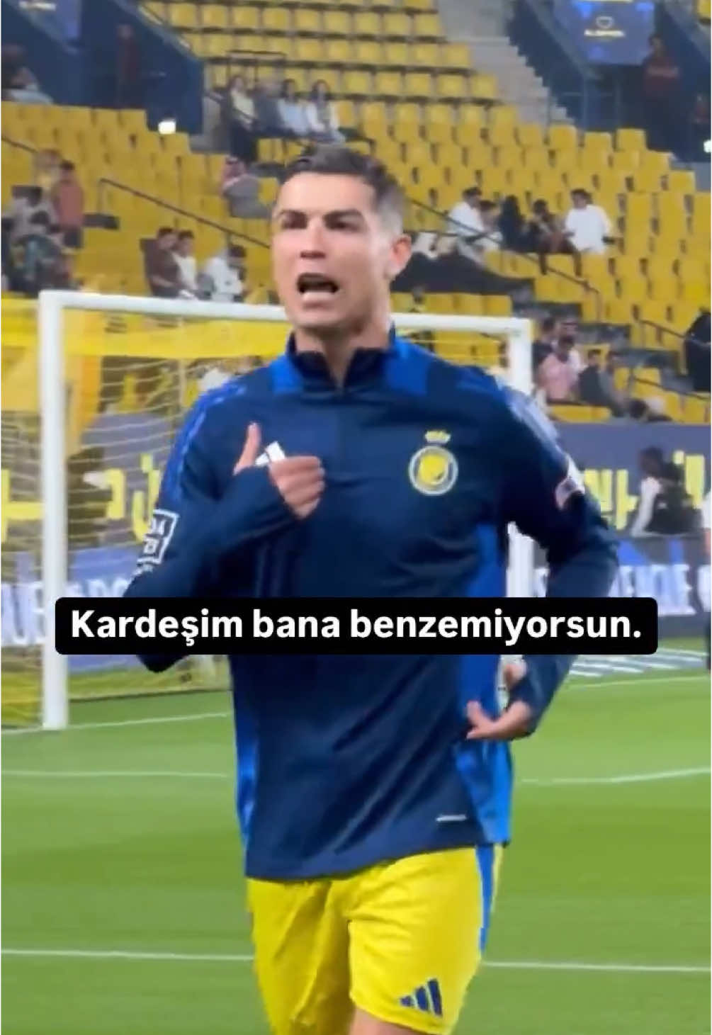 Cristiano Ronaldo, Adanalı Ronaldo Gökmen’e takılıyor 👀 