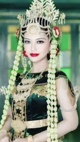 MAMI CANTIK ❤️ RAHAJENG SEMENG ❤️ SALAM RAHAYU DAUH TUKAD SARENG SAMI ❤️💪💪👍👍😉😍💋💋💋💋💋💋.