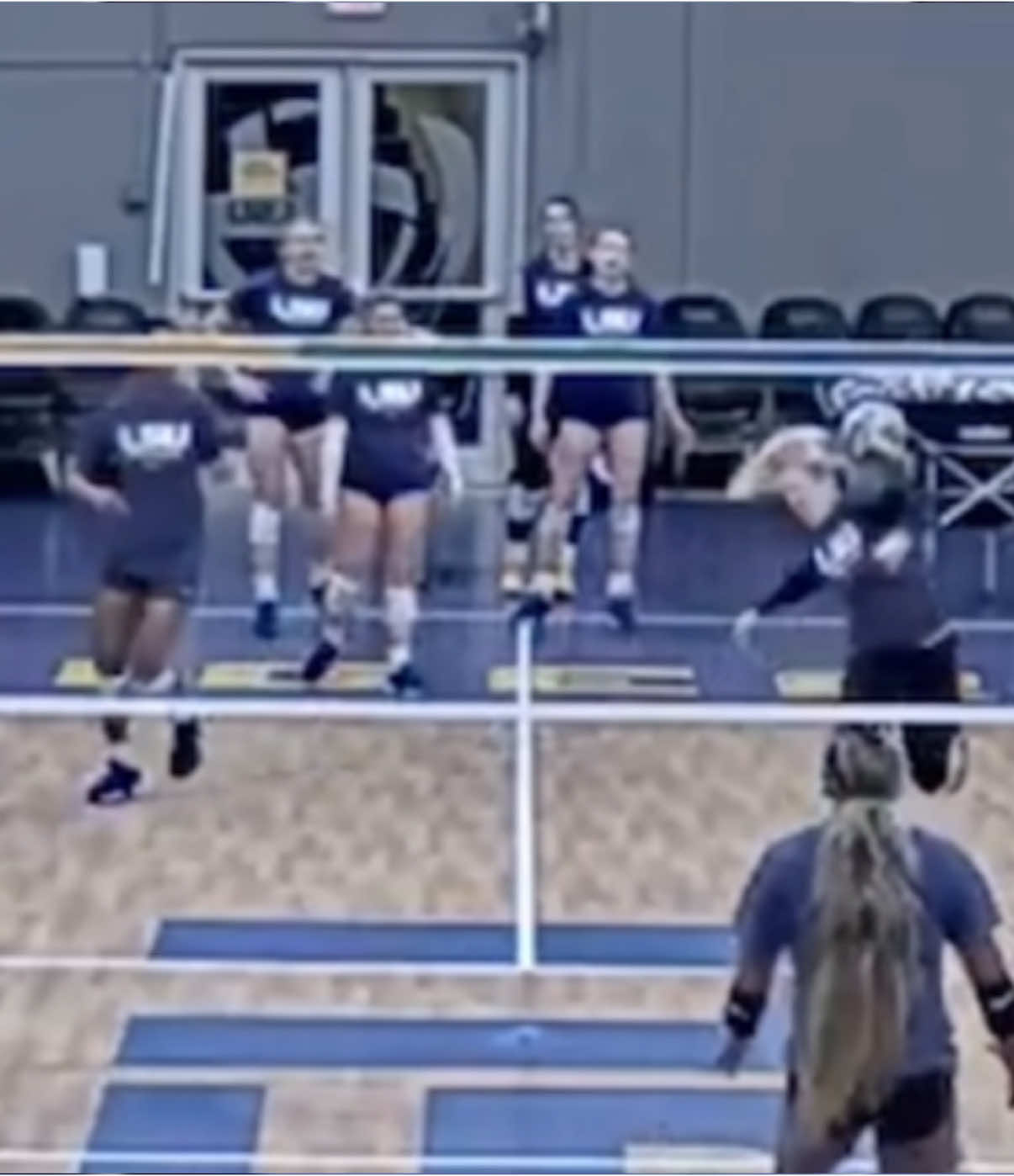 No caption needed. #lsu #lsuvolleyball #fail @Remi 