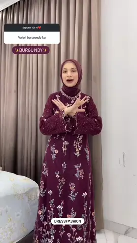 RESTOCK! Valerie Dress SPECIAL EDITION by Dressfashion❤️ Available size  XS : PB 130 // LD 92 S : PB 132 // LD 96 M :PB 136 // LD 100 L : PB 143 // LD 106 XL : PB 145 // LD 110 XXL : PB 145// LD 120 • Wudhu Friendly • Panjang baju 130-145cm Matterial: Tulle Beads, Tulle Glitter, dan furing bahan premium silk sudah dijahit menyatu dengan tulle Berat Produk: 1.20gram (1kg muat 1pcs) IDR 300.000/pcs Paket Promo: *3pcs free ongkir: 850.000,- *6pcs free ongkir:1.600.000, - *9pcs free 1pcs(total 10pcs)free ongkir: 2.500.000 #outfitcouple #outfitlebaran #lebaran2025 #bismillahfyp #dress #reels #fyp #masukberandafyp 