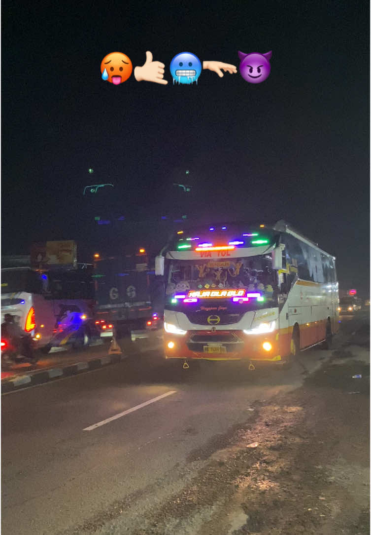 rojo ola olo🥶#fyp #fypシ #busjawatimuran #jammalam #fyppppppppppppppppppppppp #huntingbus📸 #harapanjaya #kidulansgank 