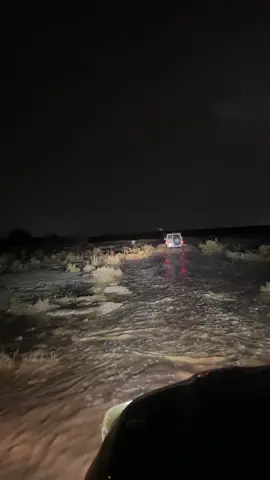 شوفتك تبري كل عله يامن خفوقي مستحله مقوى  على بعدك لا بالله واجب تصون اللي تصونك😔♥️ #مطر #شتاء #طويق #نجد #سجه #سيل #ربع 