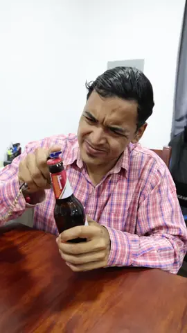 Como abrir una #alfredolarin #parati #elsalvador #mexico #comedia 