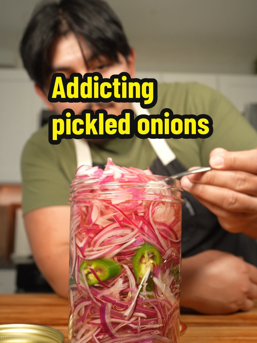 Addicting pickled onions that go on anything EDIBLE! Don't be shy to play around with this perfect base brine! learn this recipe once, now you got a recipe forever! #pickledredonions #pickle brine recipe my homies 🔽 1.5C water 1.5C white vinegar  3Tbsp sugar 1Tbsp OCEAN (SALT) 1/2tsp oregano 1 cinnamon stick  (remove cinnamon stick before pouring over onions!) 