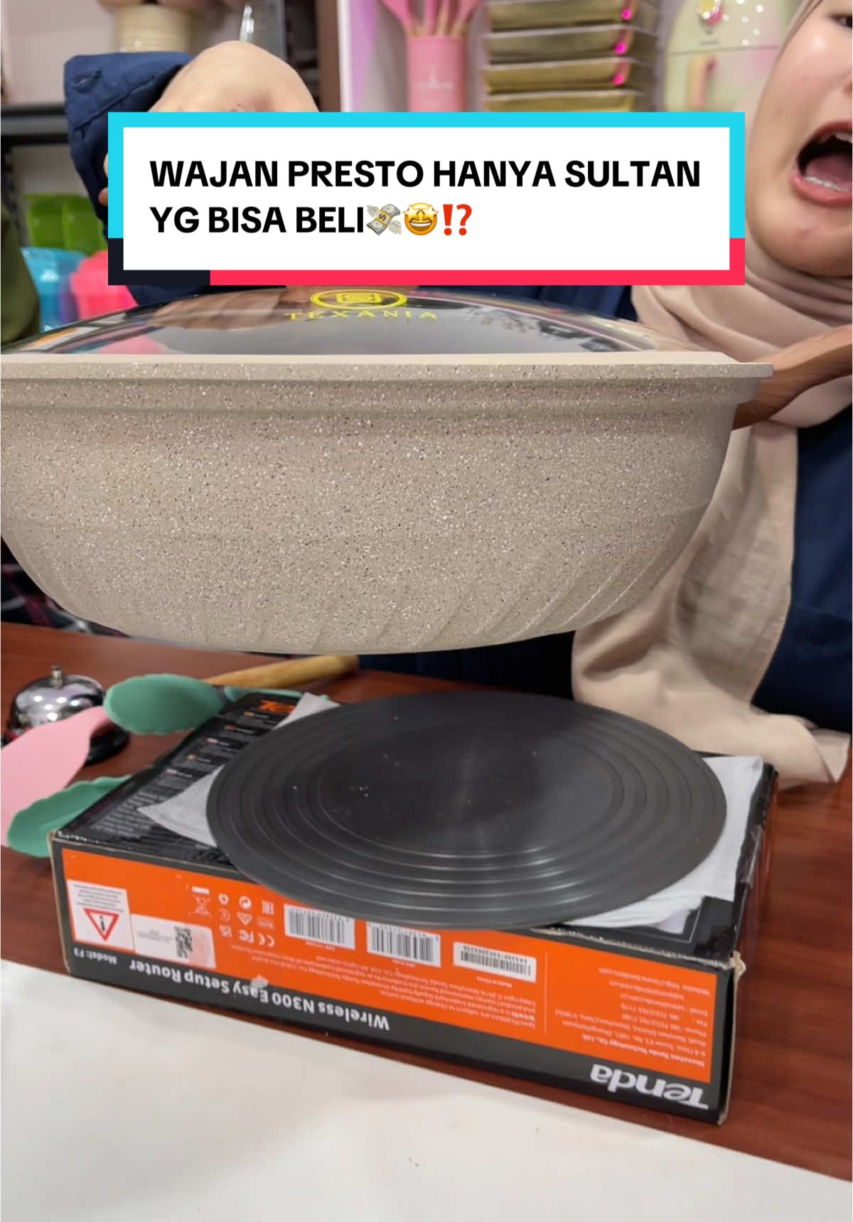 Satu satunya wajan bisa presto, hanya sultan yang bisa beli cek keranjang kuning sekarang‼️🔥#ischaindyofc #fyp #indytiaras_ #fypシ゚ #cucigudang #wajanpresto #texania #prestoantimeledak #wajanantilengket #viral 