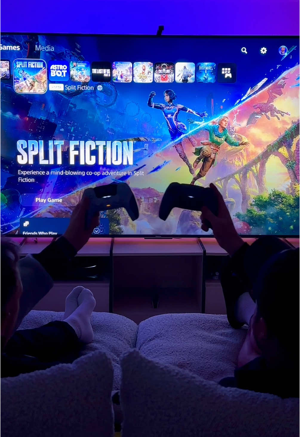 Weekend plans = playing Split Fiction 💫 Played 10 hours in one sitting today and my mind is 🤯 GOTY? #splitfiction #GamingSetup #coopgame #ps5 #GamingOnTikTok #gaming 