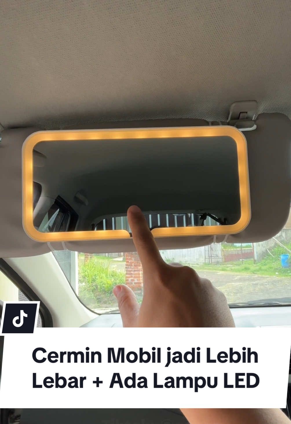 Mobilku belum ada cermin di interior sun visor nya, untung ketemu produk cermin mobil ini. Kepake banget sama istri kalau lagi dandan di jalan 🥰 #cerminmobil #sunvisor #cermin #videomobil #agya #ayla #mobil #aksesorismobil 