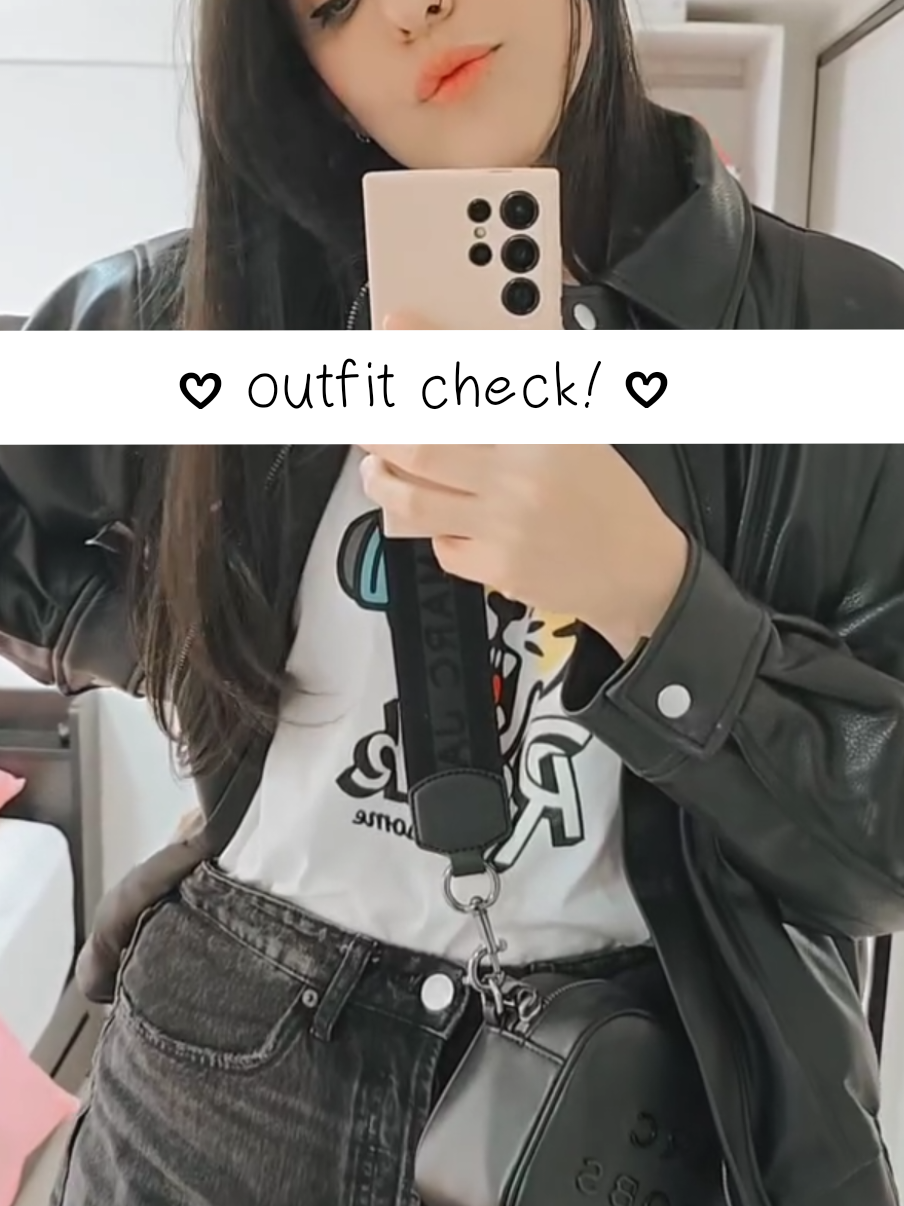look do dia, apaixonada por essa camiseta que comprei na graniph 🥰 #outfitcheck #OOTD #lookdodia 