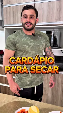 CARDÁPIO QUE EMAGRECI 30kg 👇🏻😍  🍳 Café da manhã : 1 pão francês, 2 ovos e 100g de mamão  🍛 Almoço: 200g de arroz branco, 100g de feijão, 150g de frango grelhado e legumes a vontade  🍓 Café da tarde/pós treino/pré treino: 170g de iogurte, 40g de whey, 5g de creatina, 100g de morango e 100g de mamão  🍔 Jantar: 1 pão de hambúrguer, 130g de patinho moído pesado cru, alface, tomate e cebola a vontade  🔥 1550 CALORIAS  Se quer mais cardápios pra te ajudar a emagrecer, comenta eu quero !!! #emagrecimento #dieta #receitafit #fyp 