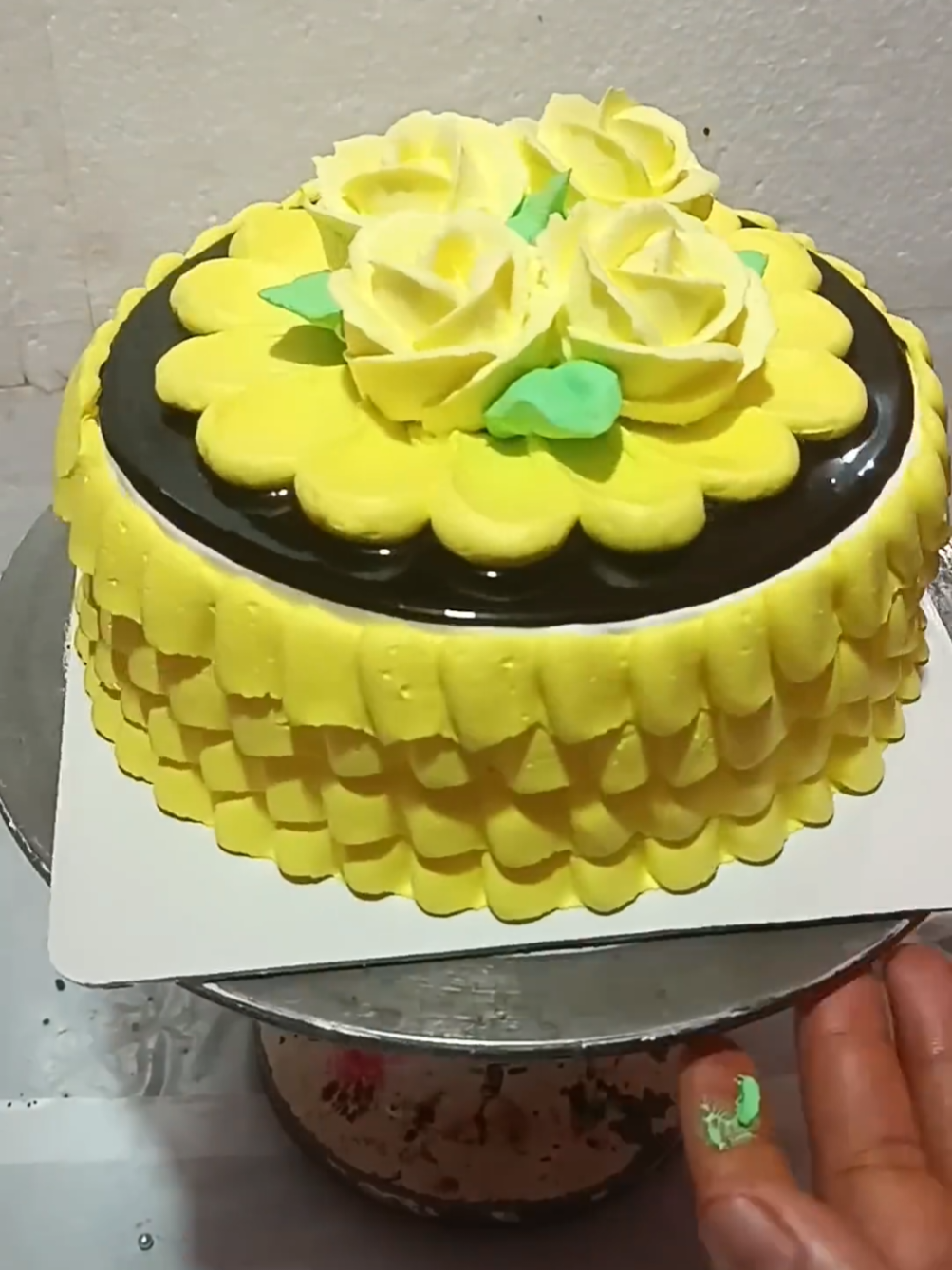 New choco pineapple Cake#pourtoii #yummyfood #cakedecorating #parati #cake #FoodLover #fürdich #tik_tok #fyp #chocolate 