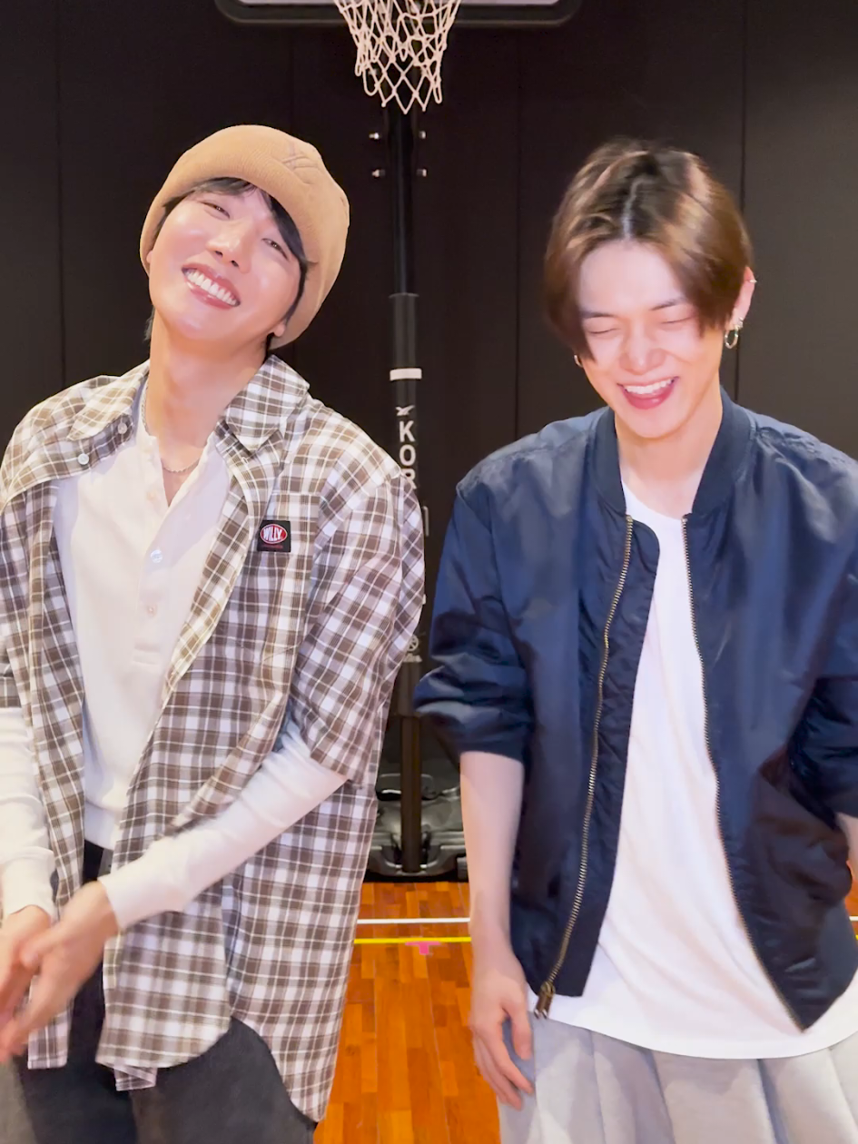 챌린지의 신, 챌린지의 제왕, 챌린지의 마스터, 챌린지의 종결자 #제이홉 x #연준 등장✨🤴 #jhope @hobipower #jhope_SweetDreams  #TXT #YEONJUN @txt.bighitent 