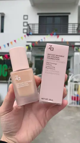 Kem nền dạng lỏng Za Lì lâu trôi kiểm soát dầu thu nhỏ lỗ chân lông độ che phủ cao 250ml