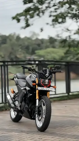 For Sale: Yamaha FZv2– Immaculately Maintained with Premium Upgrades 	•	Model: Yamaha FZv2 	•	Front Tire: 90% 	•	Rear Tire: 100% 	•	Engine: 100% Perfect Condition 	•	Chain & Sprocket: 100% Modifications & Upgrades: 	•	 USD ( one and only in srilanka🇱🇰) 	• Gas shocks  	• Brenbo full system  	• Ackrapovic can with titanium Bend set  	•Used 20-50 motul as engine oil Additional Original Parts Included: All original parts that were removed during modifications will be provided, including: 	•	Original Fork Set 	•	Handlebar 	•	Front Mudguard 	•	original silencer & More 	•original bend set  Condition & Notes: 	•	The bike has been meticulously maintained and carefully used. I never thought of selling this bike, but if my price is met, I am willing to let it go. Price is slightly negotiable. For more videos, check out: 🎥 TikTok: @henza Serious buyers only. Contact for further details. Whatsapp: 0761350365 #CapCut #trending #foryou #foryoupage #fyp #henza #viral #onemillionaudition #gasshocks #oneofoneinsrilank #for #goviral #upsidedownfork #creatorsearchinsights #protrait #USD #pageforyou_🔥 #soundviral #trendingtiktok #cenematicvideos 