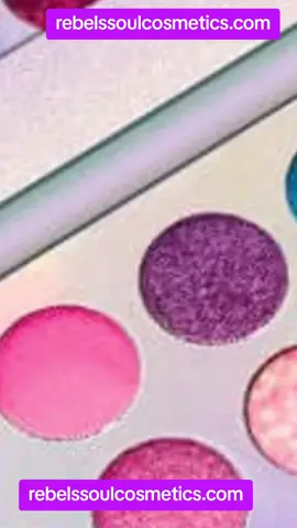 Long-lasting UV Eyeshadow Pallate #makeup #makeupartist #beauty #makeuptutorial #makeupaddict #makeuplover #glam #makeuptransformation #cosmetics #makeupinspo #makeupcommunity 