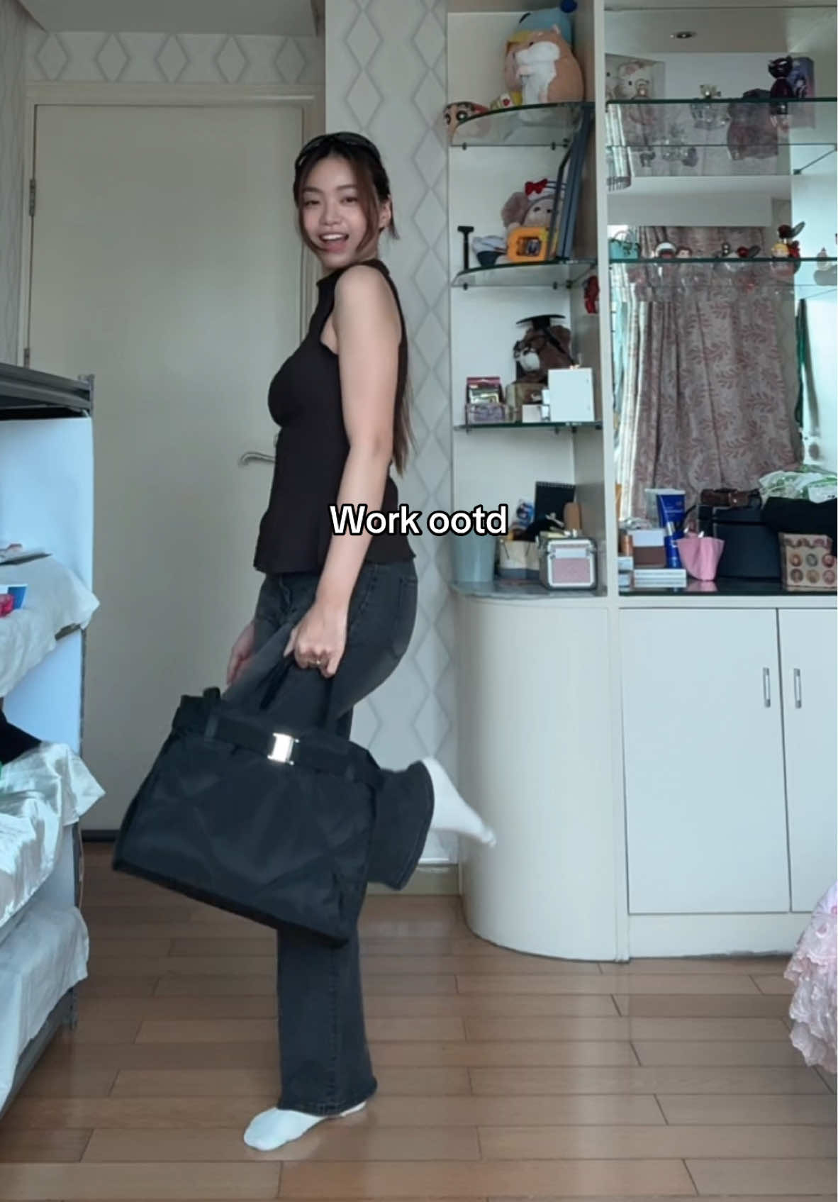 Like Janick🤎 new bag from!!!! @habitoment.ph @lipstick_plz #habitoment #habitomentph #koreanbags #stylishbag #fashionbag #fashioninspo #fypシ #fitcheck #OOTD #pearbodyshape #makeupartist #workootd 