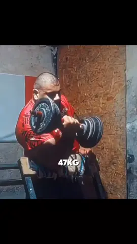 Levan curling 100kg💀@levansaginashvili  #levansaghinashvili #training #armwrestler #edit #makeitviral #foryou #georgia🇬🇪 #arrmwrestling 
