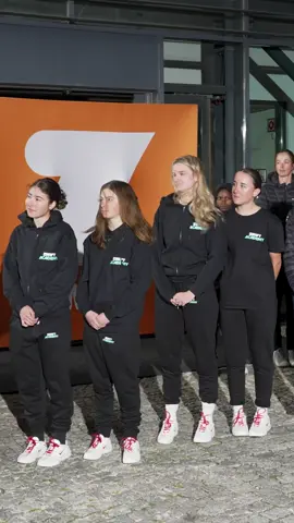 And the winners are... Find out in just 7 hours 👇 📆 8 March 🕰️ 08:00PST/11:00EST/16:00GMT/17:00CET Click Notify Me! 👇 🎥 Link In Bio or gcn.eu/zaep4 🎥 @gozwift @canyon_bicycles #AD #ZwiftAcademy