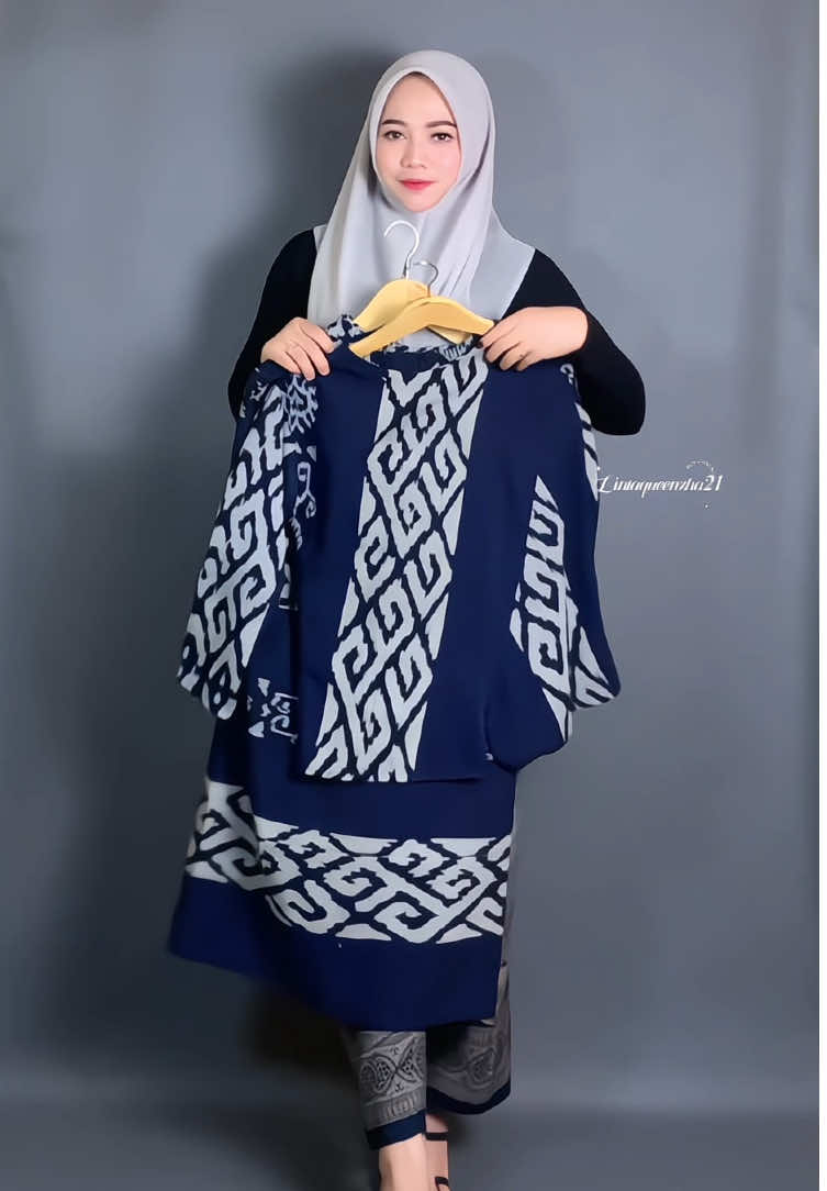 Beb bentar lagi mau lebaran, ini one set batik cucok banget dipakai buat lebaran nanti, bisa dibawa kekantor juga, multifungsi pokoknya🥰 #setbatik #batiketnik #batiktenun #masukberandafyp #bajulebaran 