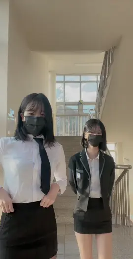 성숙하게 이쁘시당....♡ #고등학생 #고딩 #교복 #학교 #미인 #레전드 #댄스 #챌린지 #댄스챌린지 #맞팔 #선팔 #팔로우 #좋아요 #좋아요❤️ 