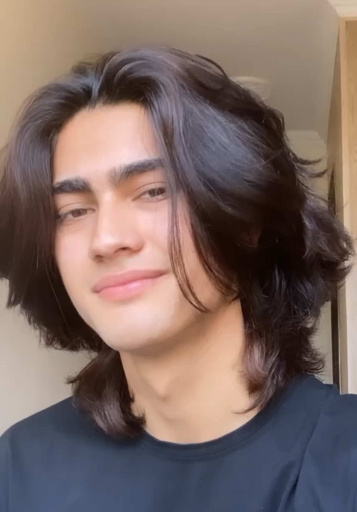 #hairstyle #hairimage #Inverted #tiktok #fyp #tushuu_xx07 #men #man #boy #foryoupage #foryou #viral #support #haircare #longhair 