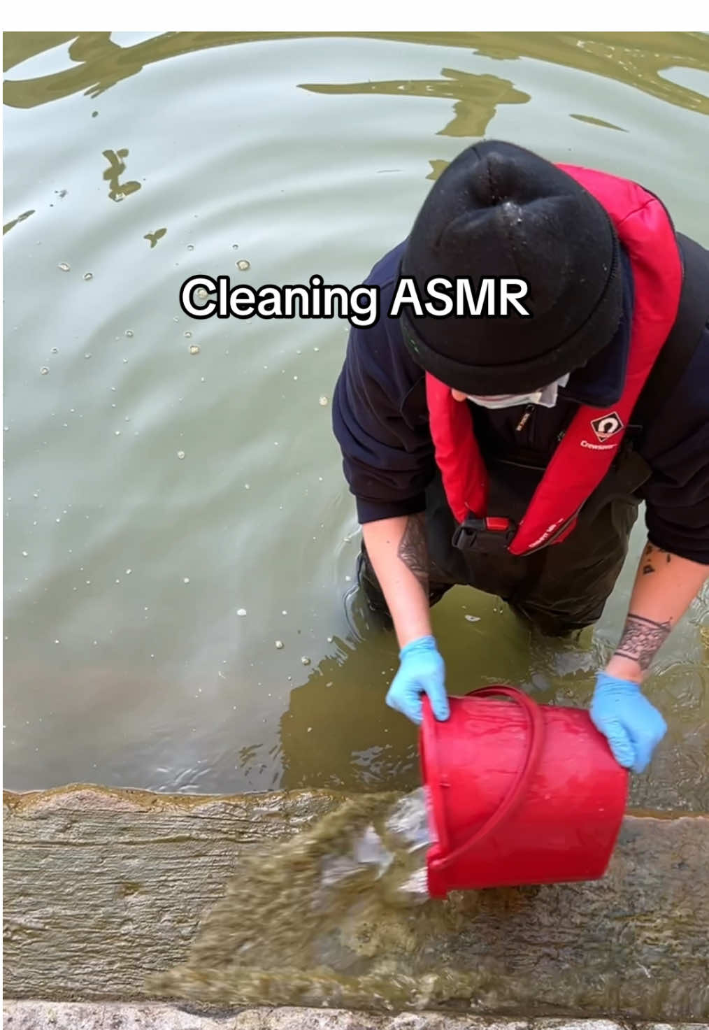 Give me Mo Slo Mo #RomanBaths #springcleaning #museumtok #AncientRome #RomanEmpire #ancienthistory #romanbritain #CleanTok #asmr #asmrcleaning #historytok 