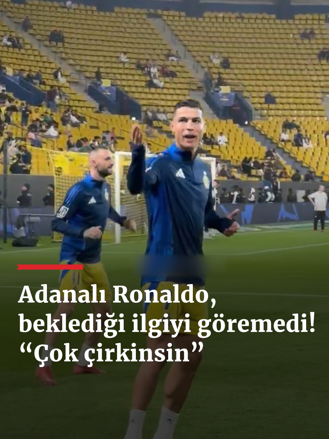Dünyaca ünlü yıldız futbolcu Cristiano #Ronaldo  , kendisine benzerliğiyle tanınan 