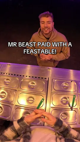 He paid with a chocolate bar @MrBeast @Feastables ! 🤯 #spudbros #mrbeast #sidemen 