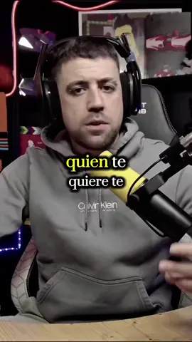 quien te quiere te busca🥀🖤👑#frasesdeamor #auron #frases #capcut #fyp 