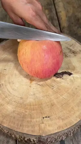 apple cutting #fruit #asmr #satisfying #fyp 